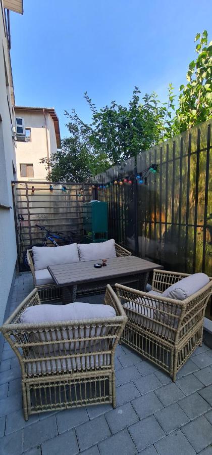 Exclusive Living Apartment Bucarest Exterior foto